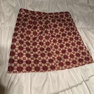 Patterned pencil skirt